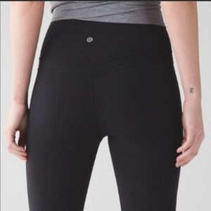 Align original black 8 lululemon